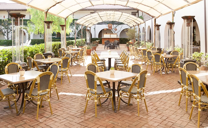 bouquet restaurant, seated area empty