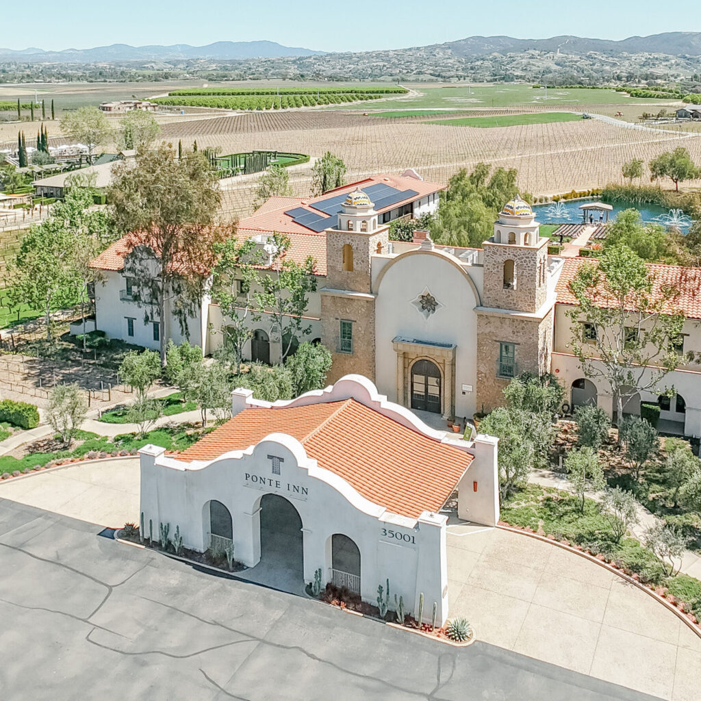 Exterior of Ponte Vineyard Inn